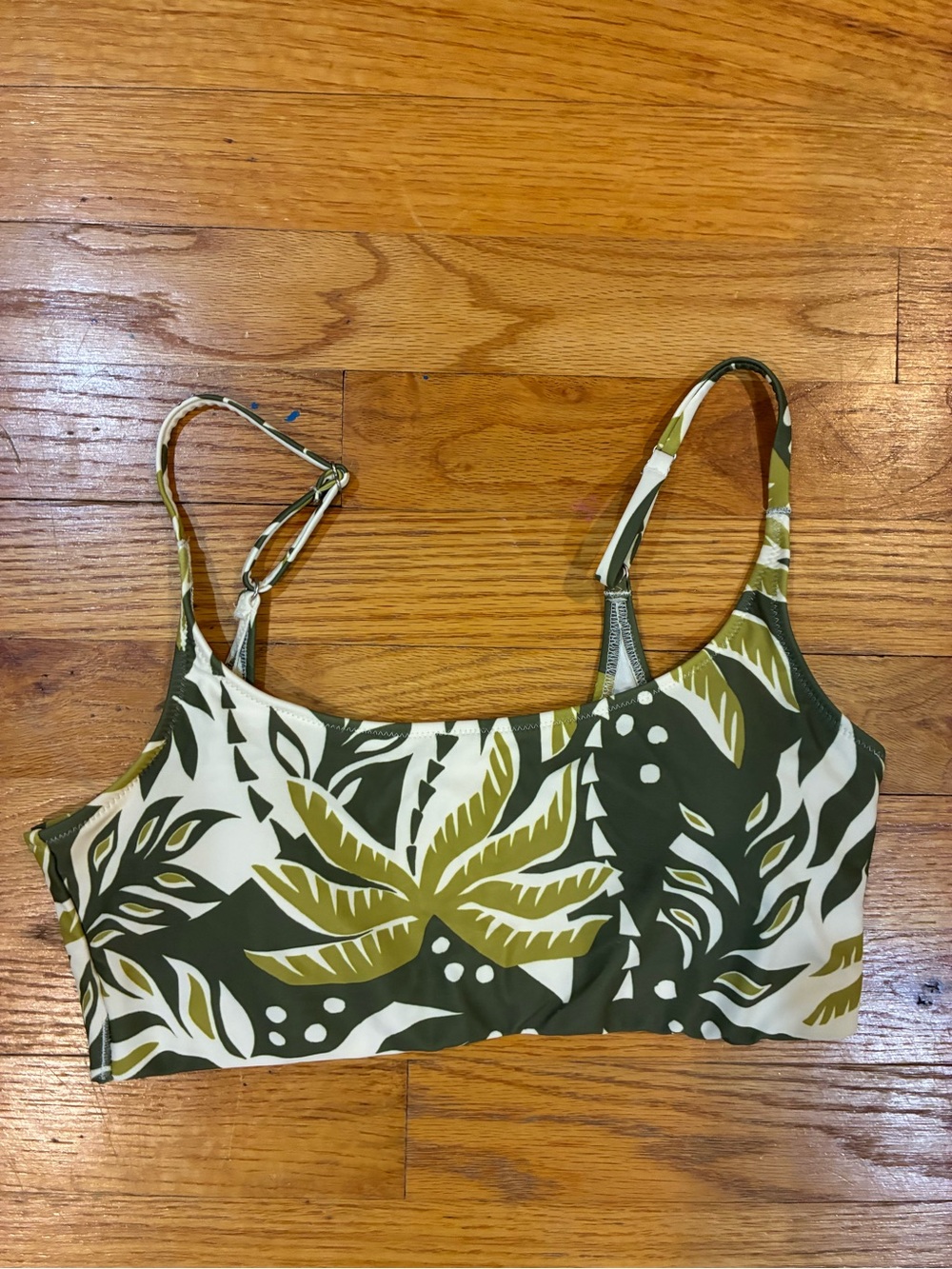 Bikini Top with adjustable straps and removable cups